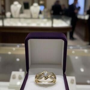 Gold Plated Swirl Ring w/ 1/6 CT CZ Center & Pavé Accents Size 6 NWT